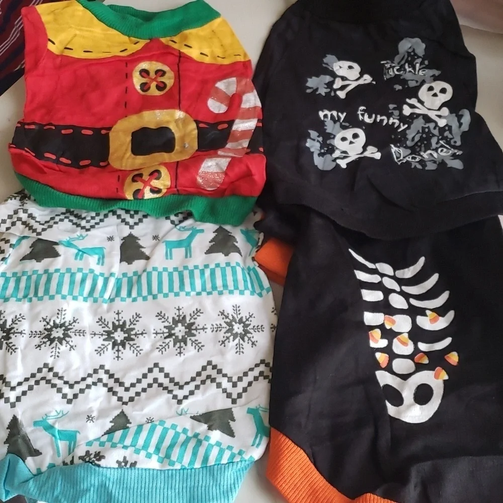 Drooling Dog 4 Piece Halloween and Christmas T-Shirt Set Size S